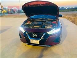 نيسان ماكسيما